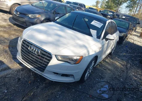 2015 Audi A3 1.8T Premium z USA, uszkodzony, nr VIN WAUACGFF6F1002268